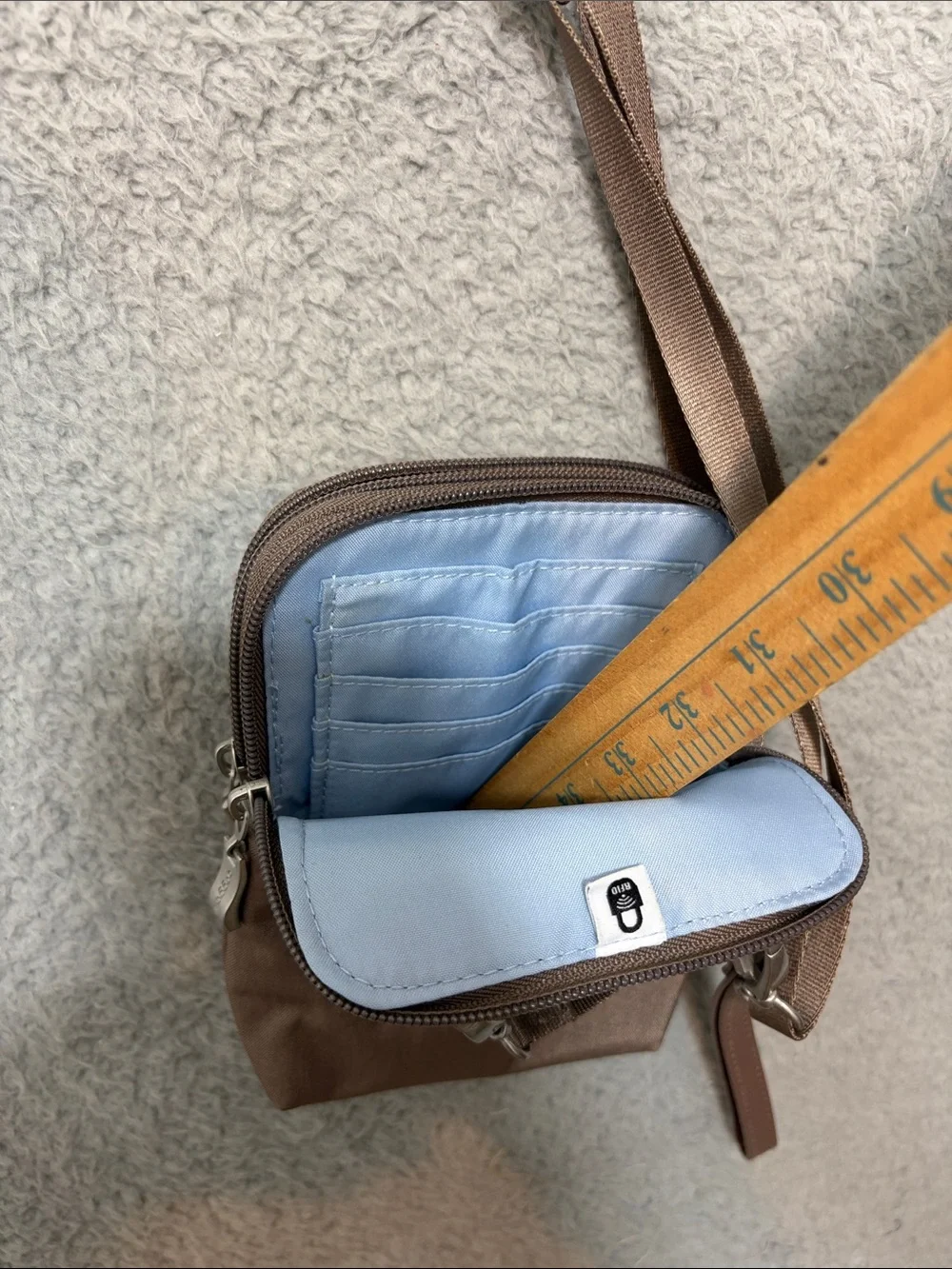 Baggallini Metallic Bronze Crossbody Phone Pouch